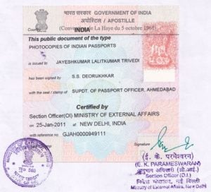 ¿Puedo presentar un certificado de nacimiento registrado tardíamente en mi caso de inmigración?